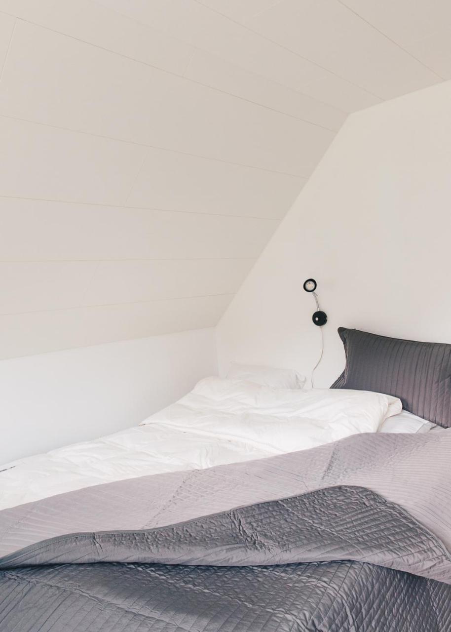 Boat House In Hosvik Apartment Bagian luar foto